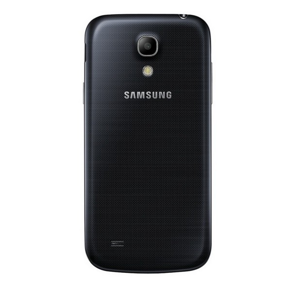 Galaxy S IV Mini  има две камери - 8-мегапикселова основна и фронтална 1,9 мегапиксела