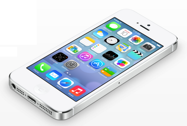 iOS 7 за iPhone и iPad идва в "плосък" стил, създаден по идея на главния дизайнер Джонатан Айв