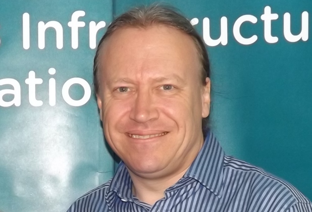 Пол Стронг, главен технически директор на VMware, разкри в интервю за TechNews.bg концепцията на софтуерно-дефинирания център за данни (SDDC)