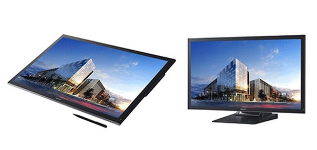 Sharp PN-K322B има диагонал на екрана 32 инча и панел с резолюция 3840x2160 пиксела