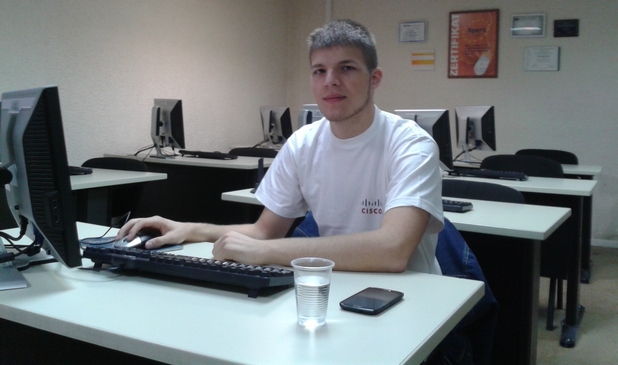 Стефан Николов пожъна тази година редица победи в състезания по компютърни мрежи