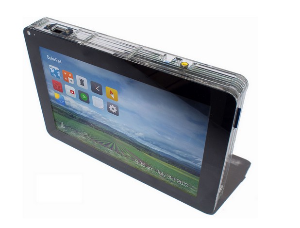 Прототипът DukePad има 10-инчов сензорен екран, 16GB сторидж, 512MB RAM, Wi-Fi и вградена камера