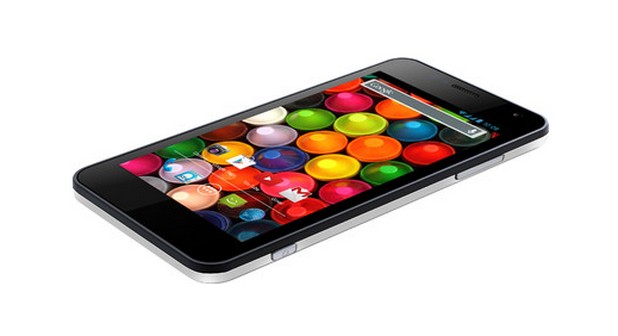 Karbonn Titanium S4 се предлага с предварително инсталирана операционна система Android 4.2 Jelly Bean