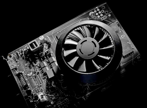 GeForce GTX 750 Ti има умален дизайн и не изисква вътрешен захранващ конектор