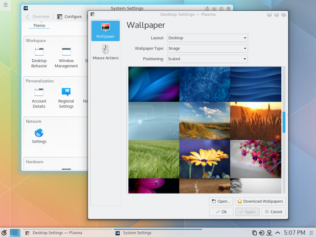 Графичната десктоп среда от следващо поколение KDE Plasma 5 включва множество приложения и инструменти
