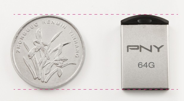 Флашката на PNY има размери на монета и побира до 64 гигабайта