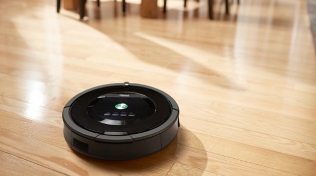 Роботът-прахосмукачка Roomba не пропуска нито едно местенце от пода