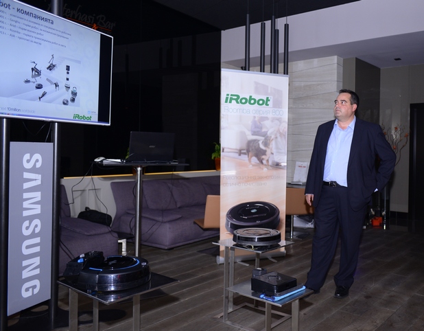 Пазарът на роботи за дома в страната има огромен потенциал, в който ние ще инвестираме”, заяви Драгомир Иванов, управител на Цертус Меркатус БГ