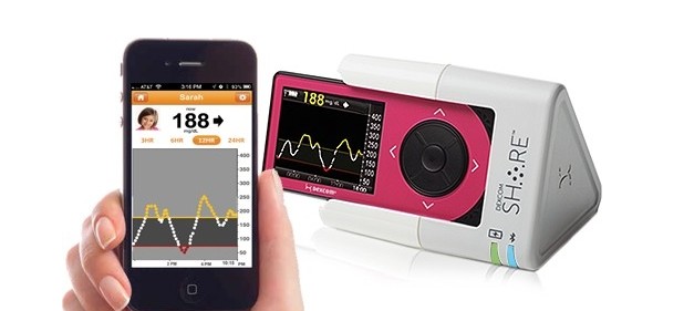 Комплектът Dexcom Share идва със специално приложение и датчик, който се прикрепя към кожата, за да предава данни за нивото на кръвната захар