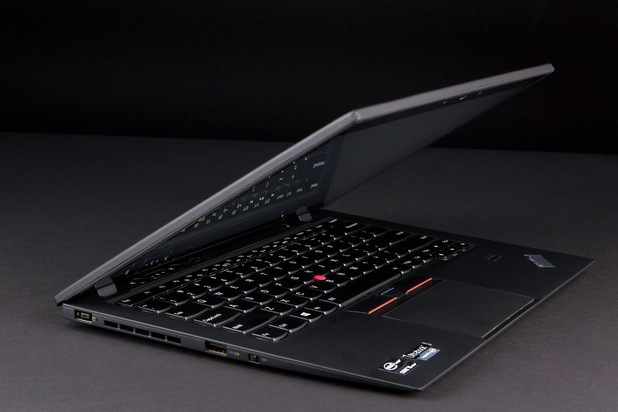 Lenovo позиционира ThinkPad X1 Carbon като най-лекия 14-инчов ултрабук от висок клас