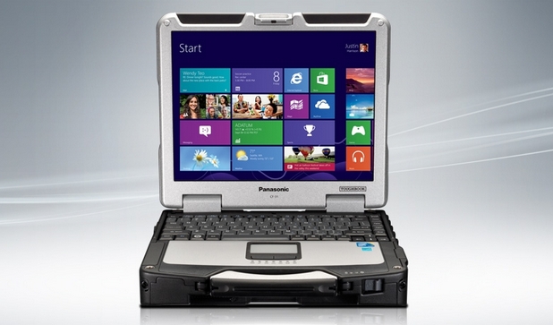 Panasonic Toughbook CF-31 работи под управление на операционна система Windows 8.1 Pro