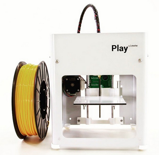 Комплектът за сглобяване на 3D принтера Lewihe Play е достъпен за предварителни поръчки от сайта на испанския разработчик