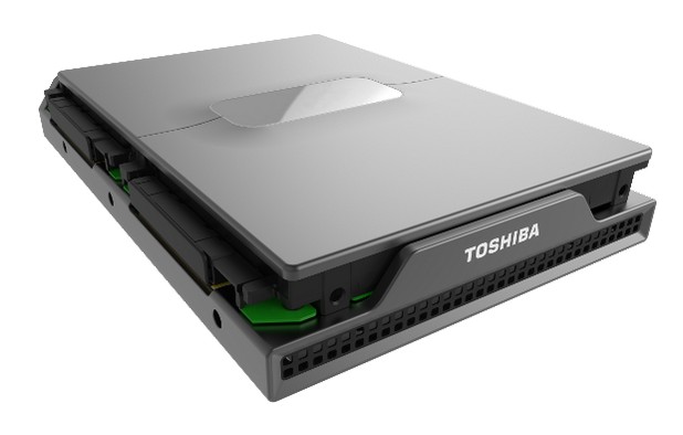 Новото сторидж устройство на Toshiba обединява HDD, SSD, Gigabit Ethernet и компютър под Linux