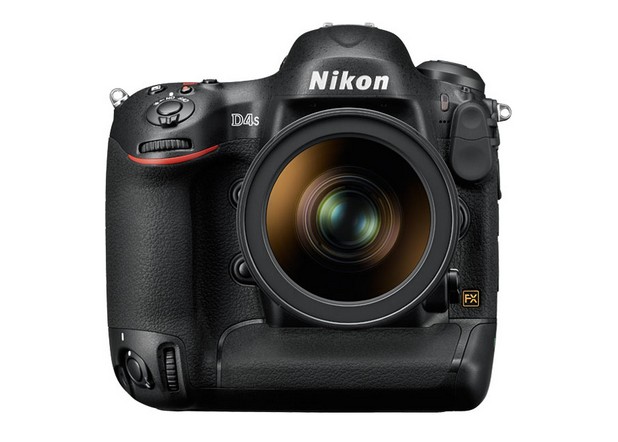 Nikon D5 представлява пълнокадров огледален фотоапарат със скорост на серийни снимки до 15 fps
