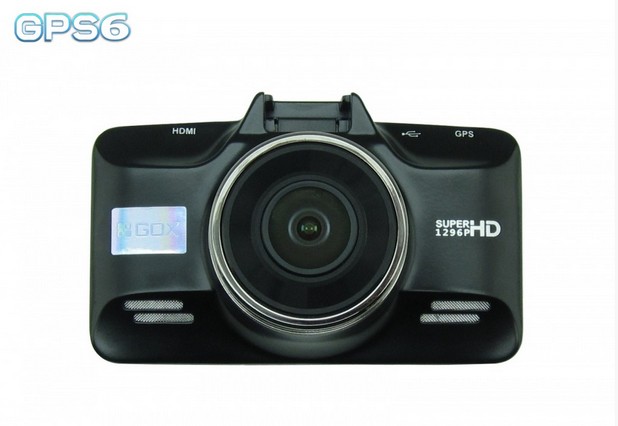 Новият видеорегистратор GOX CAR A7 има 2,7-инчов цветен дисплей с 12 MP камера