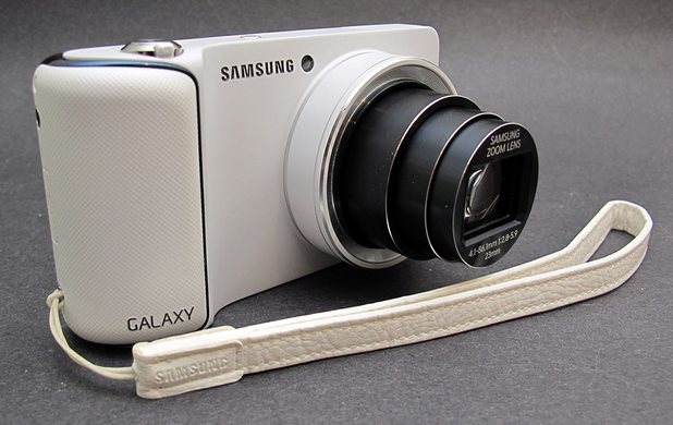 Слабото търсене на фотокамери може да принуди Samsung да напусне този пазар в Европа 
