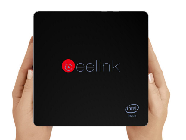 Домашният развлекателен център Beelink BT3 Intel NUC PC има размери едва 12,00x12,00x2,40 см и тежи само 450 грама