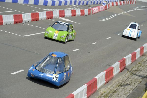 Автомобилът на ТУ-София спечели второ място на Shell еко маратон през миналата година в Ротердам