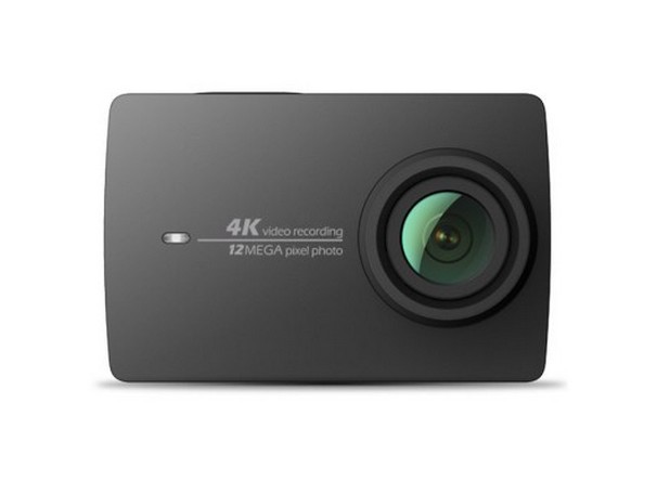 Екшън камерата на Xiaomi използва бърз сензор на Sony, за да заснема видео с резолюция 4K или снимки 12MP