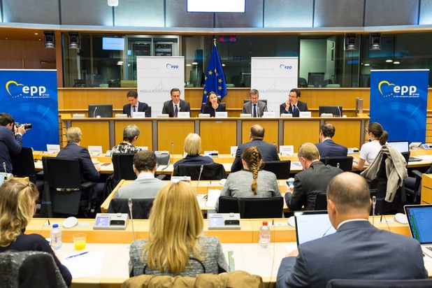 Европейското законодателство трябва да бъде в крак с дигиталните тенденции, заяви на конференция в Брюксел Ева Паунова