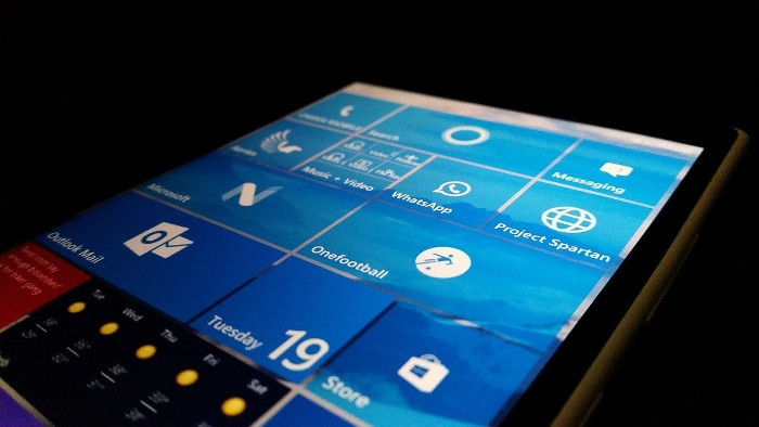 Очаква се Surface Phone с възможност за свързване към монитор‍Windows