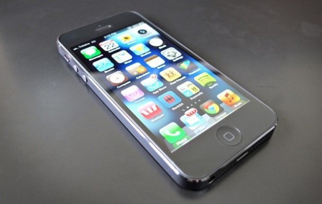 Официалните сервизни центрове вече не могат да ремонтират смартфонаПенсионираният iPhone