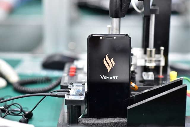 Vingroup пуска първите си четири модела още този месецПървите смартфони