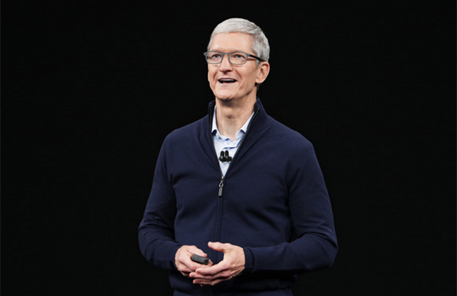 Шефът на Apple дава за пример цената на новия iPhone