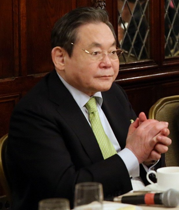 Лий Кун Хий пренасочи Samsung към производство на висок клас