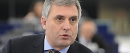 "Това е победа за българските граждани", коментира новината Ивайло Калфин