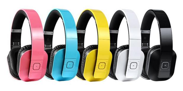 Слушалките Microlab T1 се предлагат в различни цветове: черен, бял, син, лимонено-жълт и розов