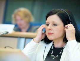 Високите стандарти за защита на данните ще засилят доверието на потребителите в цифровите услуги, заяви Вера Йоурова