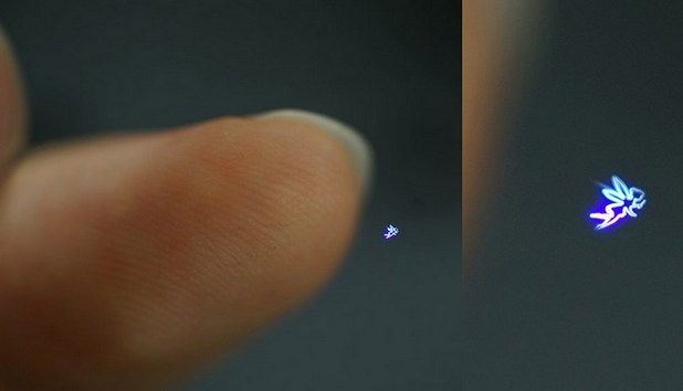 При холограмата с фемтосекунден лазер човек може не само да пипне изображението, но и системата реагира на докосването