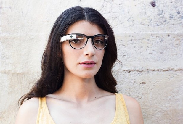 Проектът за умни очила на Google ще продължи да се развива в рамките на ново подразделение на компанията и под името Project Aura (снимка: Google)