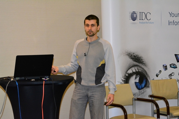 Сигурността на IoT устройствата разширява обхвата на заплахите и навлиза в личното пространство на хората, заяви Павел Геневски, експерт изследовател в SAP Labs България