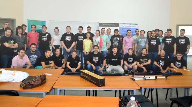 Състезанието по програмиране Code4Ruse привлече 50 участници – ученици, студенти и работещи на свободна практика (снимка: Startup Factory)