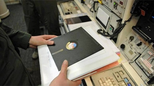 Компютърът IBM Series/1, пуснат през 1976 г., все още се ползва в системата за управление на ядрения арсенал на Пентагона