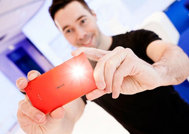 Юха Алакарку отново е в Nokia, където ще разработва камера за виртуална реалност