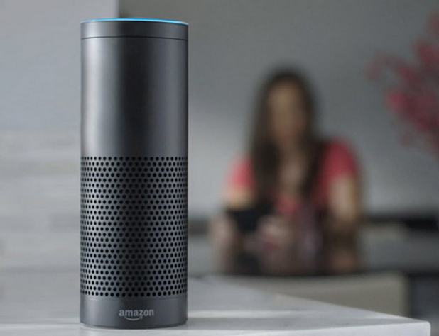 Смарт-говорителите Echo на Amazon с вграден гласов помощник Alexa ще станат хит на пазара, според анализаторите