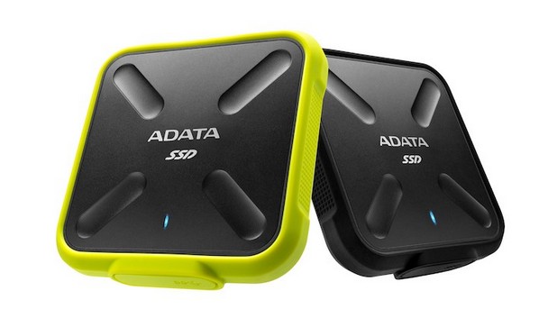 Adata SD700 се предлага в две цветови комбинации: черно и черно и жълто