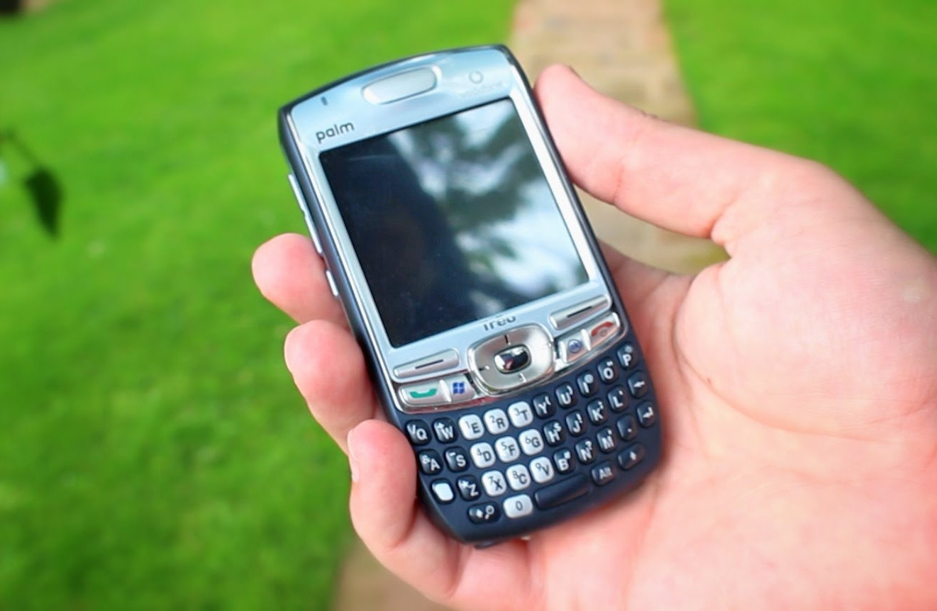 Пионерът в смартфоните е пред завръщане на световния пазарУстройствата Palm