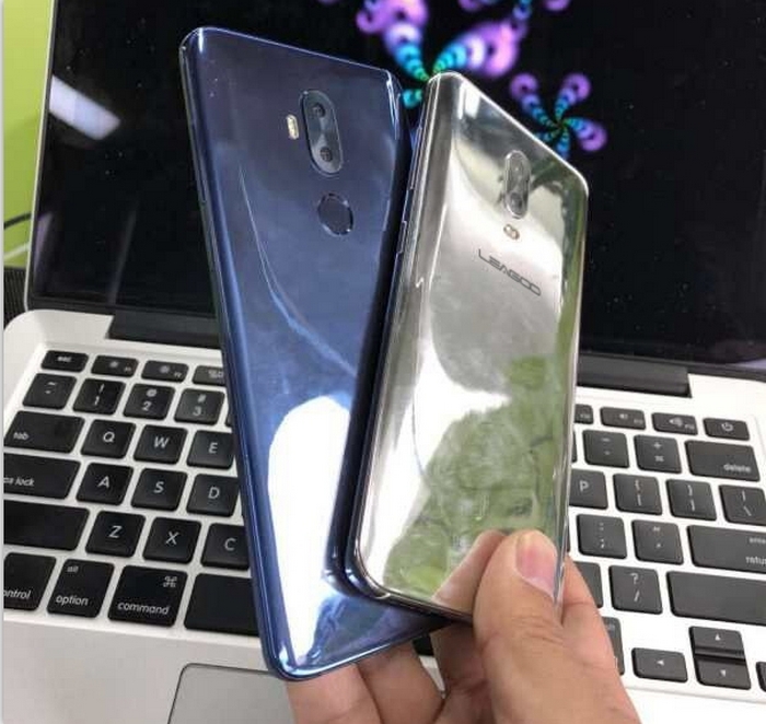 Моделът идва с невероятните 8GB RAM и 256GB сториджLeagoo S9