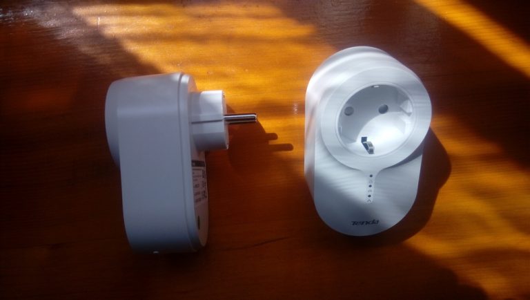 Tenda AV1000 – гигабитова скорост през електрическата мрежа | TechNews.bg