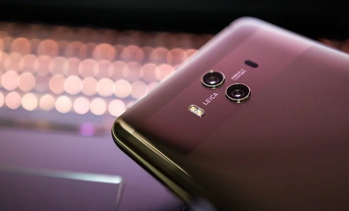 Смартфоните на Huawei поскъпват на най големия пазар за електроника 8211