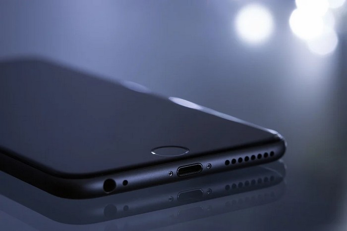 Бъдещите смартфони на Apple може да се захранват от водородни