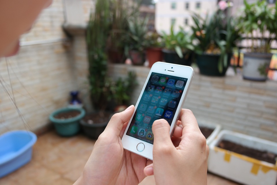 iOS устройствата скоро може да се сдобият с фирмена търсачка