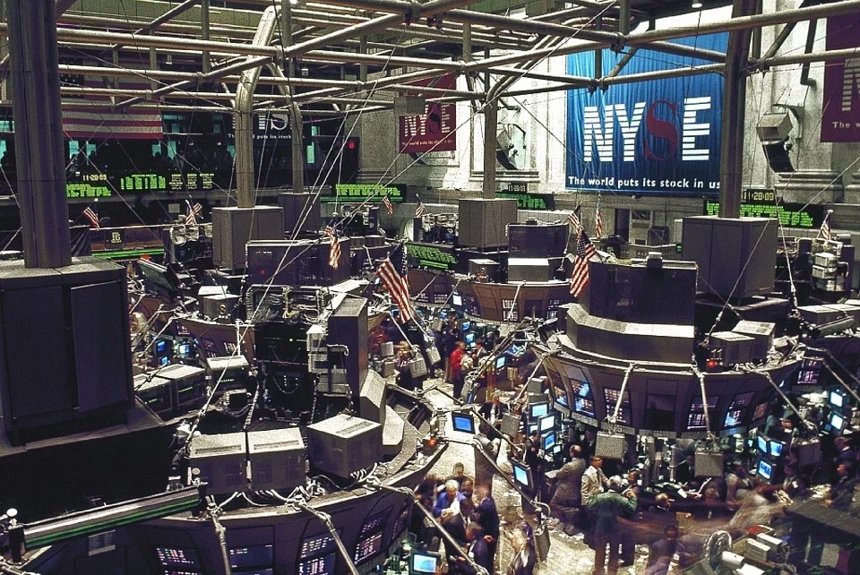 Фондовият пазар потъна заради глобалния скок на случаите на Covid 19 снимка