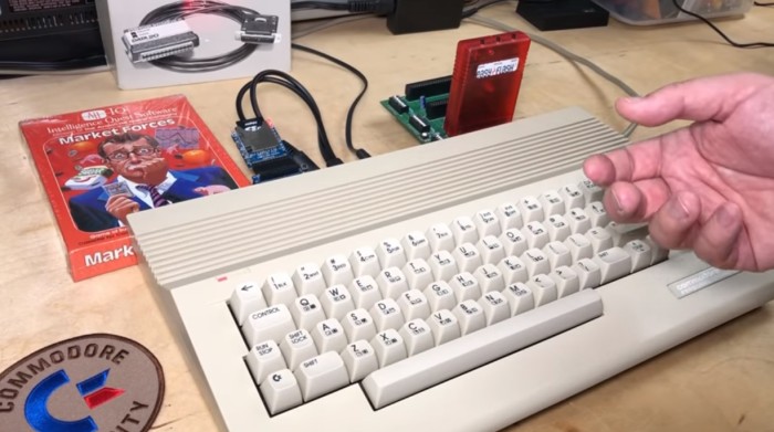 Ентусиаст впрегна ретро компютъра Commodore 64 да копае биткойни снимка 8 Bit