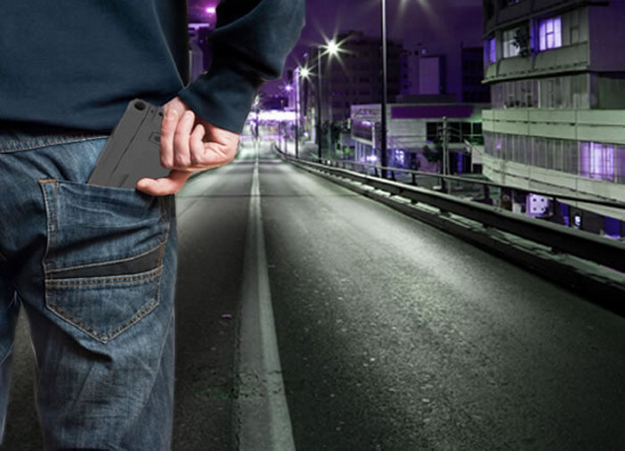 Пистолетът във вид на смартфон се побира в задния джоб