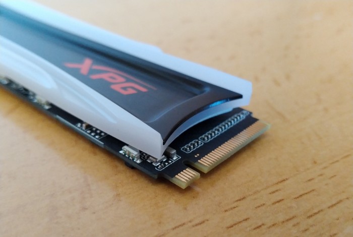 XPG S40G обра овациите като първия SSD с RGB ефекти,